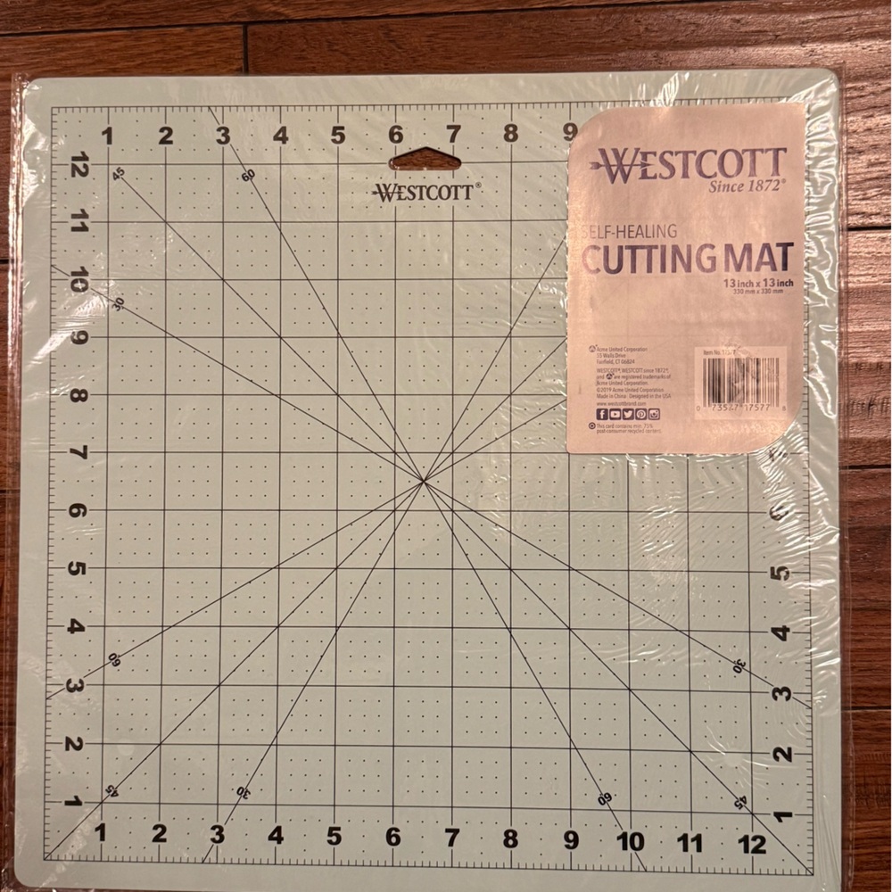 Westcott‎ 13" x 13" Cutting Mat, Self-Healing, 12" Square Grid NEW Sealed